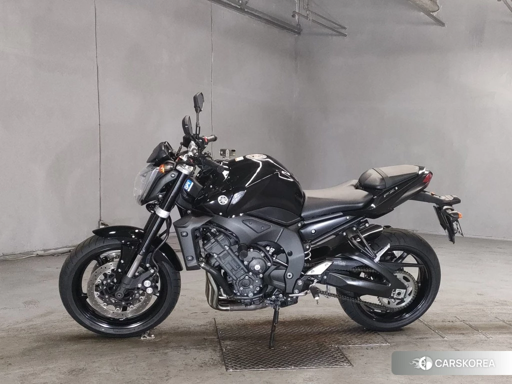 Проданный Yamaha FZ1-N 2013 из Японии, фото 2