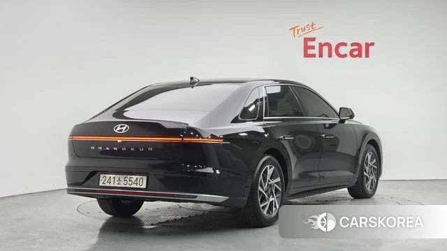 Hyundai Grandeur Hybrid (GN7) id 4222679 из Кореи 12