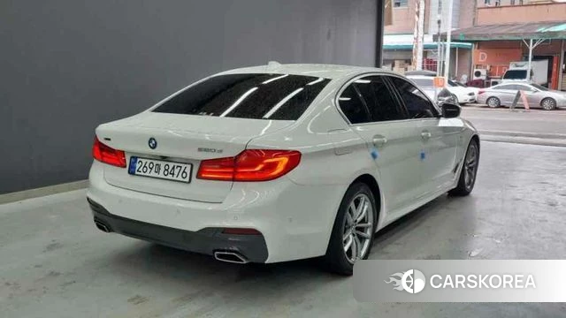 BMW 5 Series (G30) id 3966010 из Кореи 10