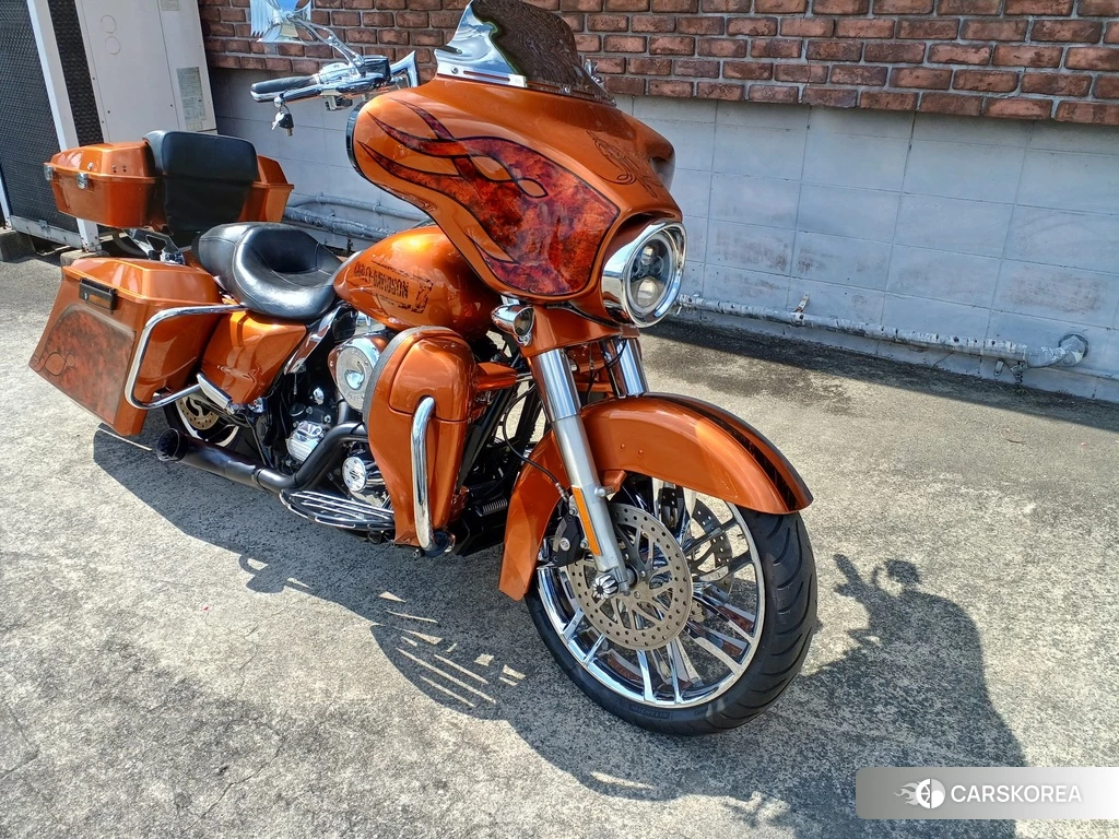 Проданный Harley-Davidson Street Glide FLHX1690 2013 из Японии