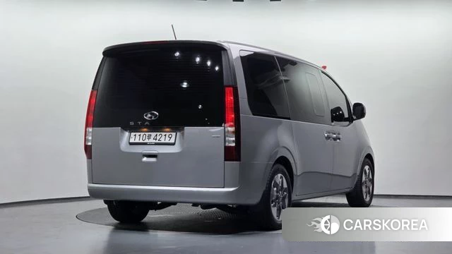 Hyundai Staria id 4414739 из Кореи 12
