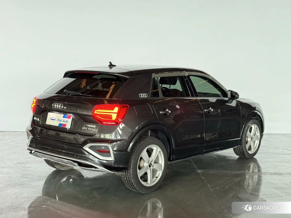 Audi Q2L 2021 Черный из Китая, фото 4
