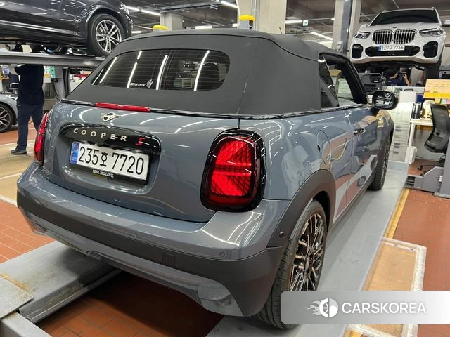 Mini Cooper S Convertible 4th Generation 2025 Серый из Кореи, фото 2