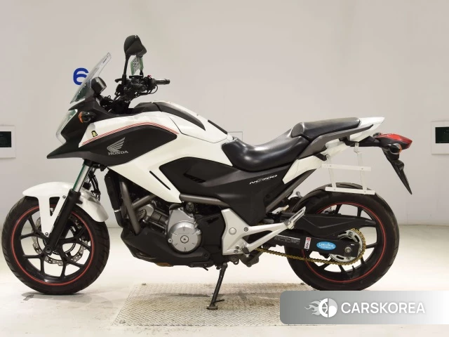 Проданный Honda NC700X DCT 2013 из Японии