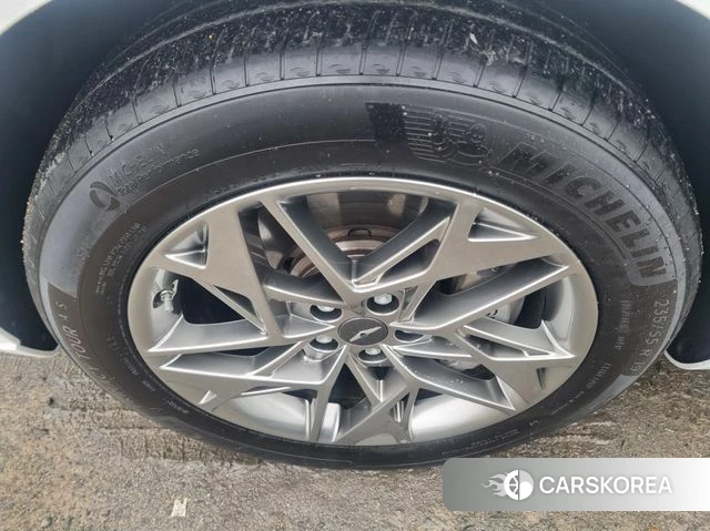 Genesis GV70 2024 Белый из Кореи, фото 2