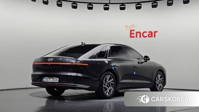 Hyundai Grandeur (GN7) id 4928136 из Кореи 12