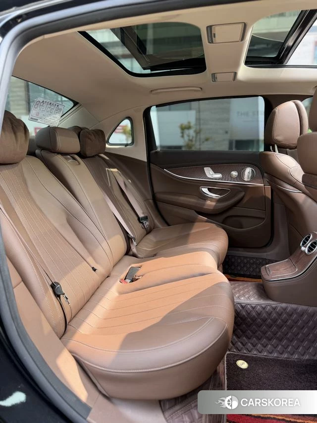 Mercedes-Benz E-class id 4314388 из Китая 8