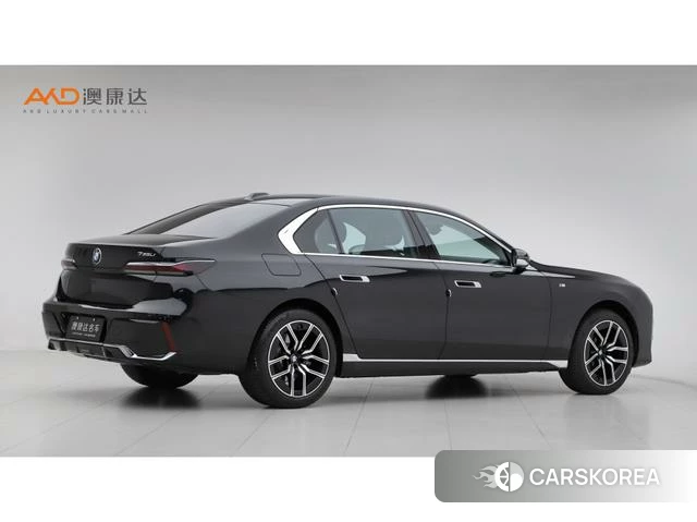 BMW 7 series 2024 Черный из Китая, фото 2