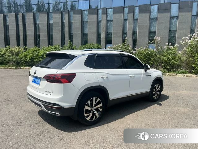 Volkswagen Tanyue 2022 Белый из Китая, фото 4