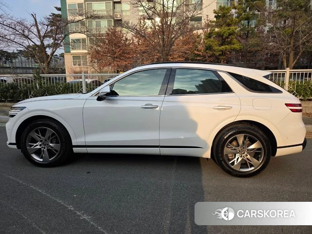 Genesis GV70 id 3839541 из Кореи 12