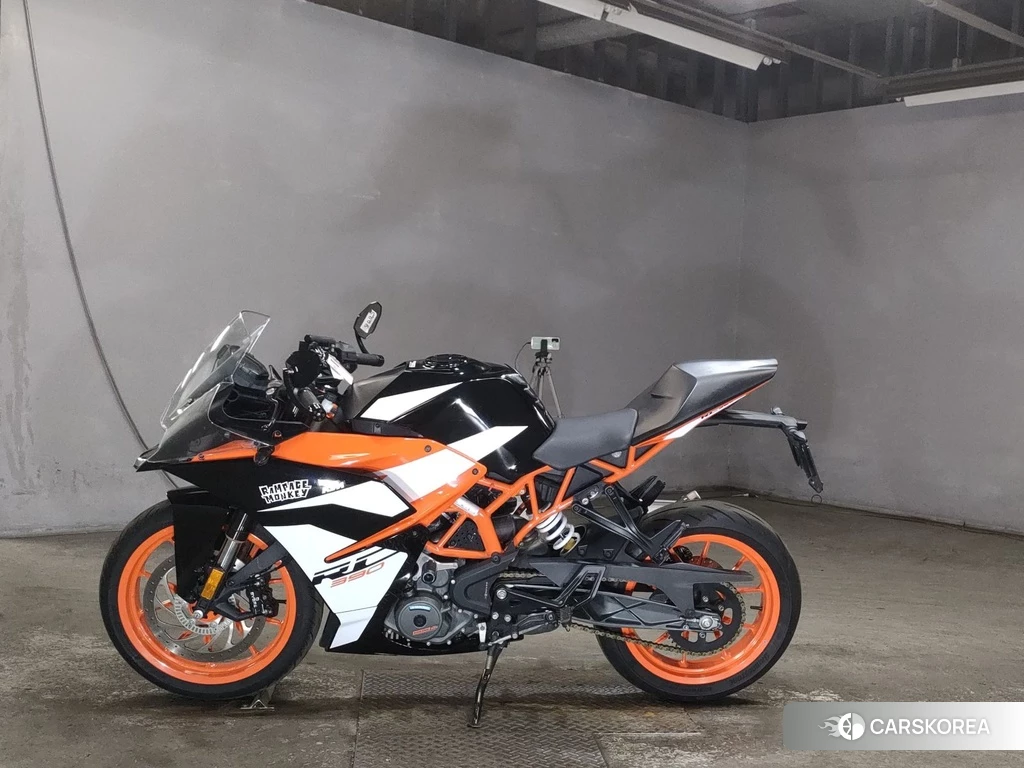 Проданный KTM RC 390 2018 из Японии, фото 2