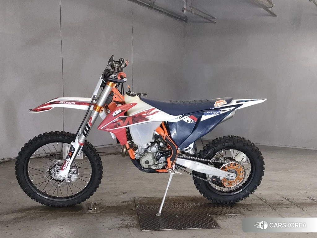 Проданный KTM 350EXC-F SIXDAYS 2023 из Японии, фото 2