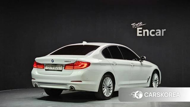 BMW 5 Series (G30) id 4390128 из Кореи 12