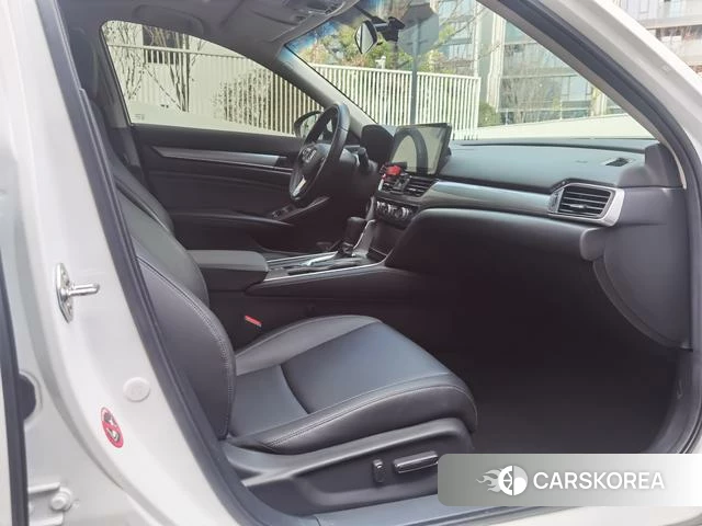 Honda Accord 2021 Белый из Китая, фото 2