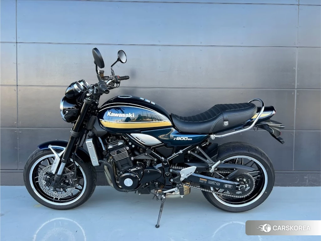 Проданный Kawasaki Z900RS 2022 из Японии