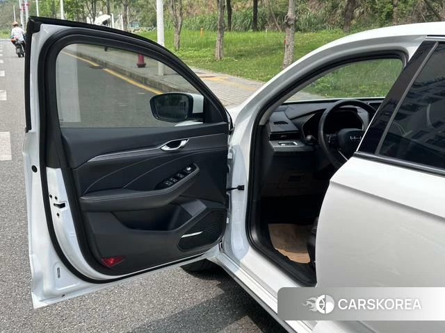 Geely Automobile Xingrui id 4227333 из Китая 12