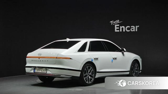 Hyundai Grandeur (GN7) id 3798555 из Кореи 12