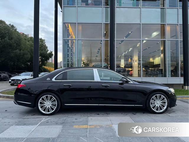 Mercedes-Benz Maybach S-class 2023 Черный из Китая, фото 3