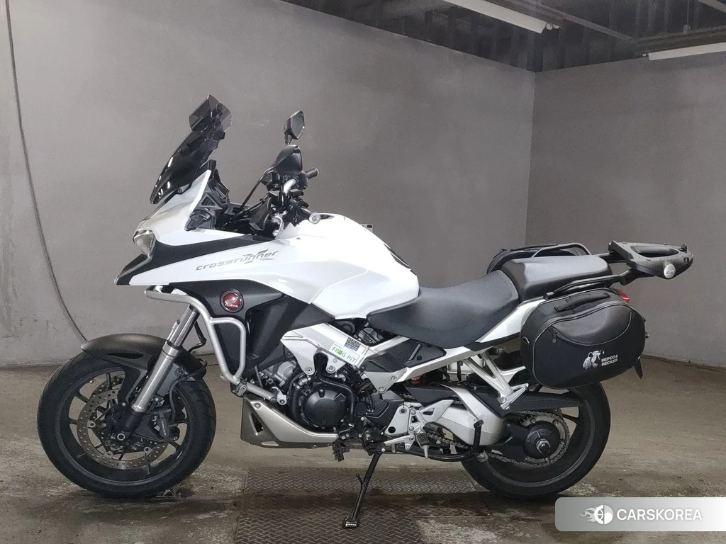 Проданный Honda VFR800X 2018 из Японии