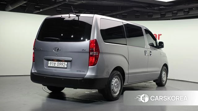 Hyundai The New Grand Starex id 4411407 из Кореи 12