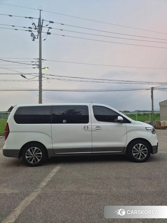 Hyundai The New Grand Starex id 4543702 из Кореи 7