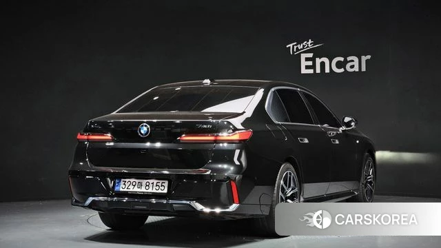 BMW 7 Series (G70) id 4177862 из Кореи 12