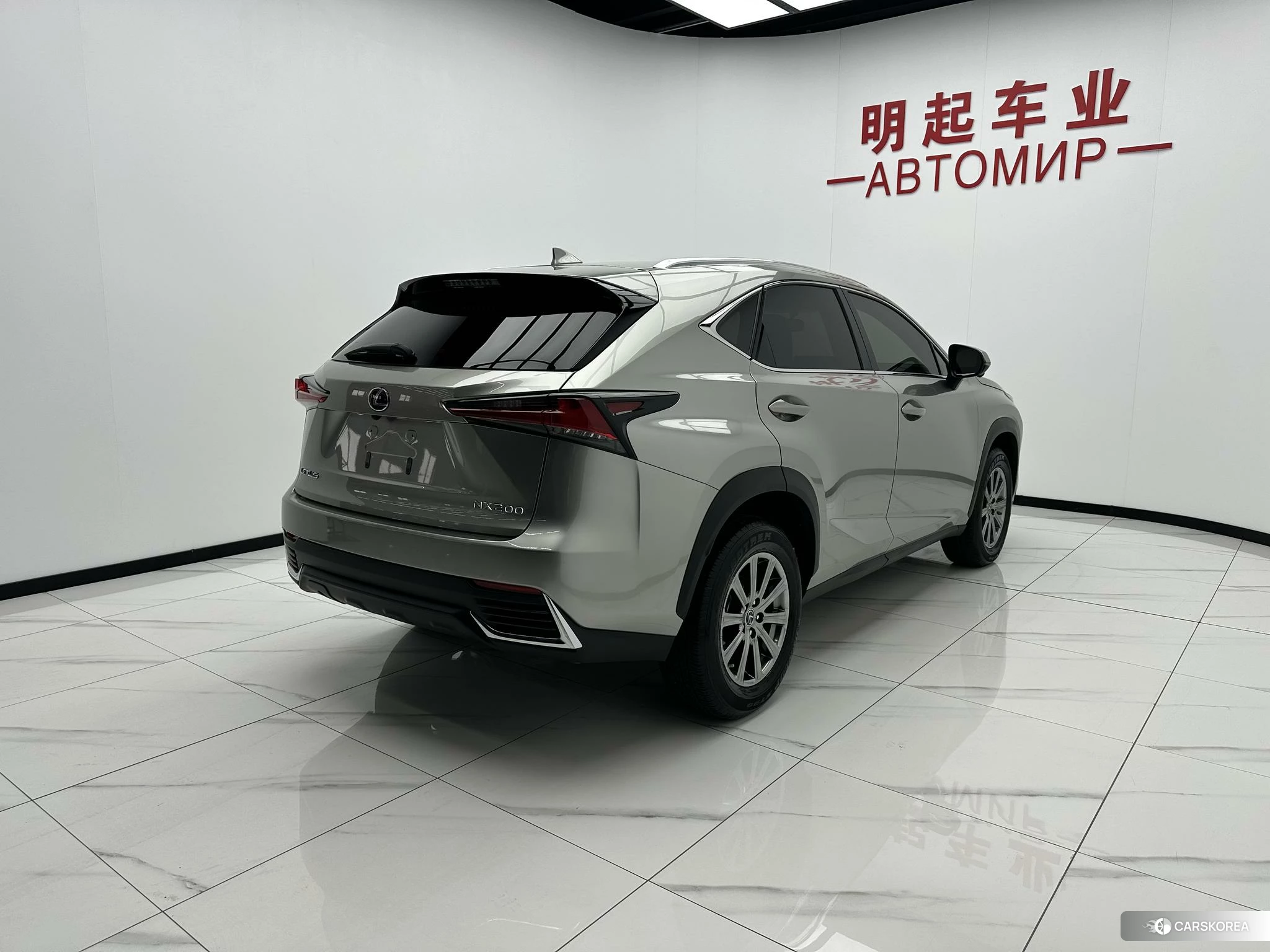 Lexus NX id 4479684 из Китая 10