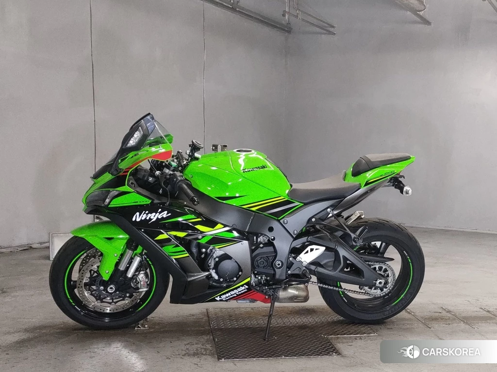 Проданный Kawasaki ZX-10R NINJA 2019 из Японии, фото 2