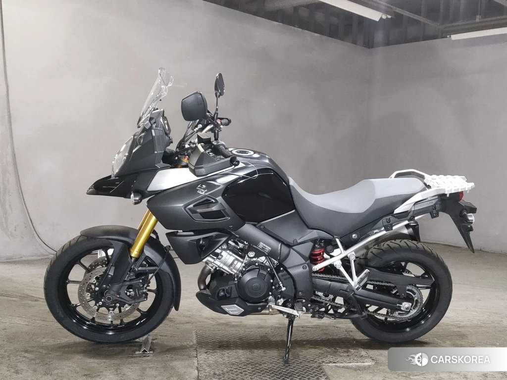 Проданный Suzuki V-STROM DL1000 2016 из Японии, фото 2