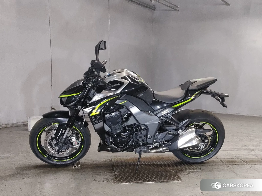 Проданный Kawasaki Z1000R 2017 из Японии, фото 2