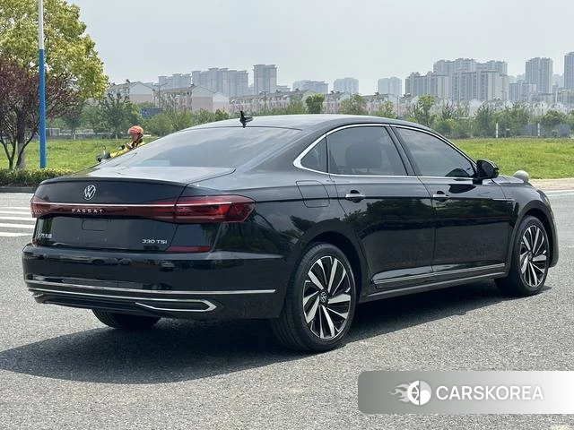 Volkswagen Passat id 4264497 из Китая 12