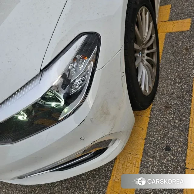 BMW 5 Series (G30) 2020 Белый из Кореи, фото 2