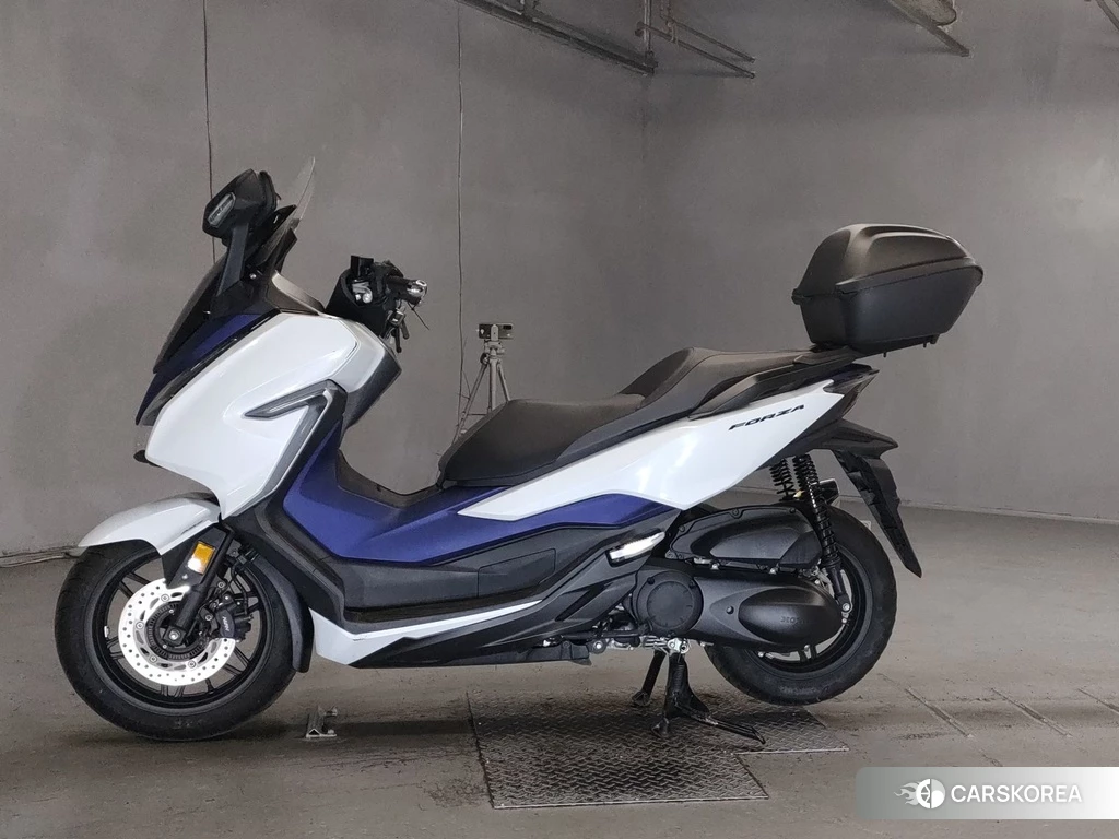 Проданный Honda FORZA 2018 из Японии, фото 2