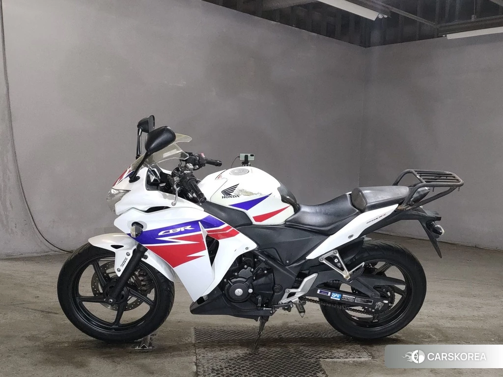 Проданный Honda CBR250R 2013 из Японии