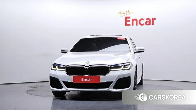 BMW 5 Series (G30) id 3940451 из Кореи 12