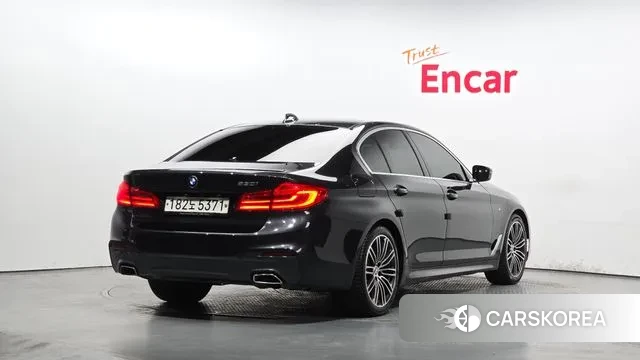 BMW 5 Series (G30) id 3741980 из Кореи 12