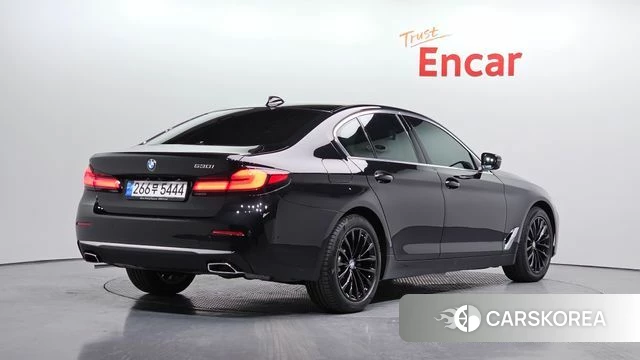 BMW 5 Series (G30) id 3903628 из Кореи 12