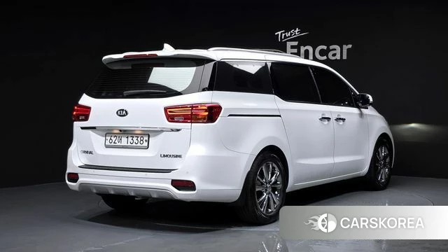 Kia The New Carnival id 4633180 из Кореи 12