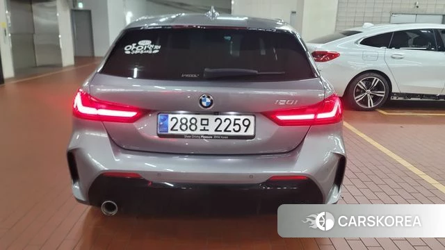 BMW 1 Series (F40) 2023 Серый из Кореи, фото 2