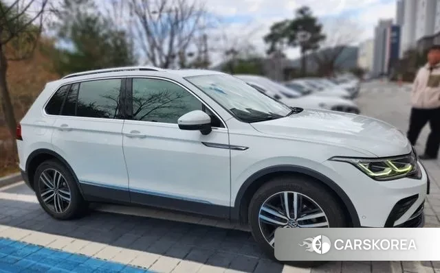 Volkswagen Tiguan second Generation 2021 Белый из Кореи, фото 6