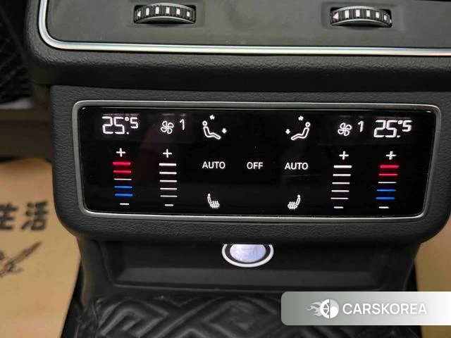 Audi A6L id 4271282 из Китая 12