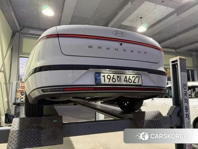 Hyundai Grandeur Hybrid (GN7) 2024 Белый из Кореи, фото 2