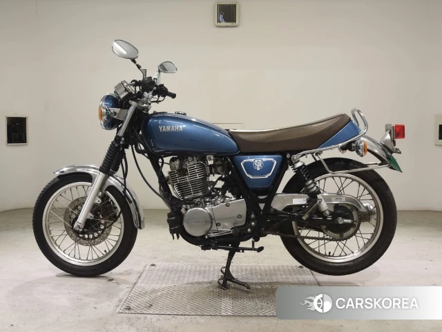 Проданный Yamaha SR400 2019 из Японии, фото 2