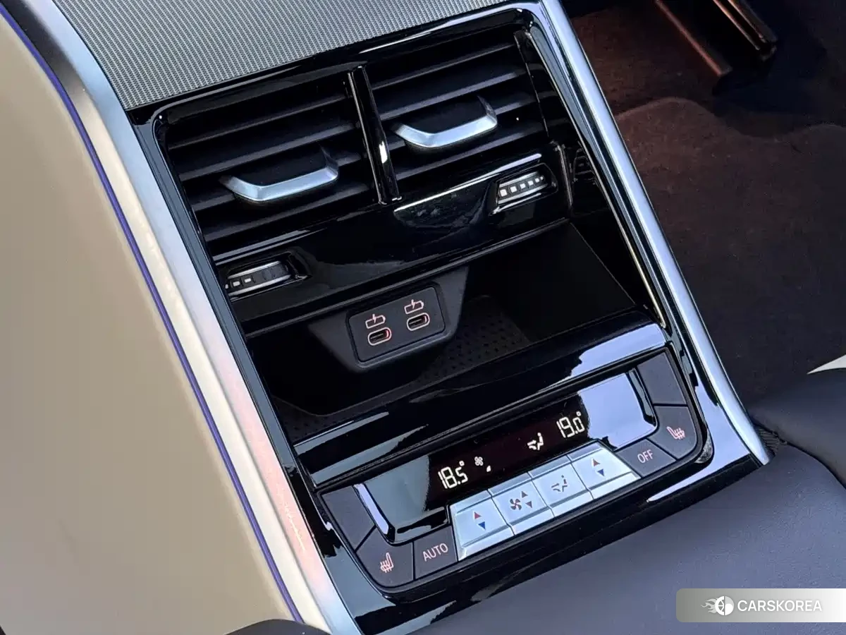 BMW 8 series 2023 Синий из Китая, фото 2
