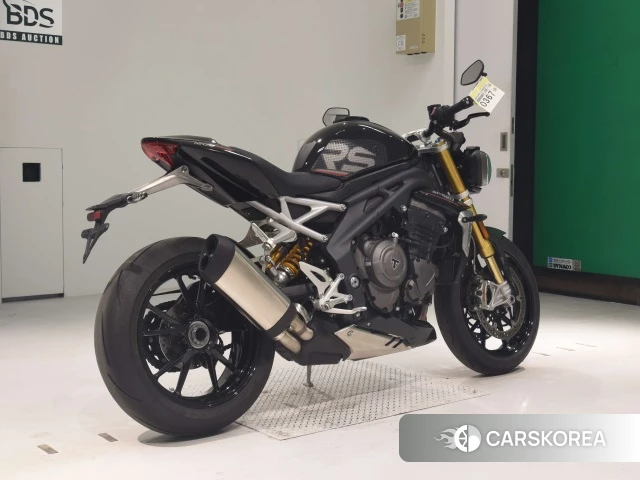 Проданный Triumph SPEED TRIPLE RS 2021 из Японии, фото 2