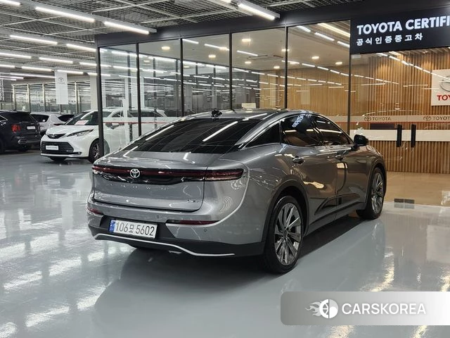 Toyota Crown Crossover id 4523388 из Кореи 11