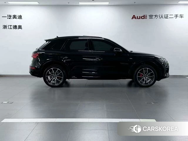 Audi Q5L 2025 Черный из Китая, фото 2