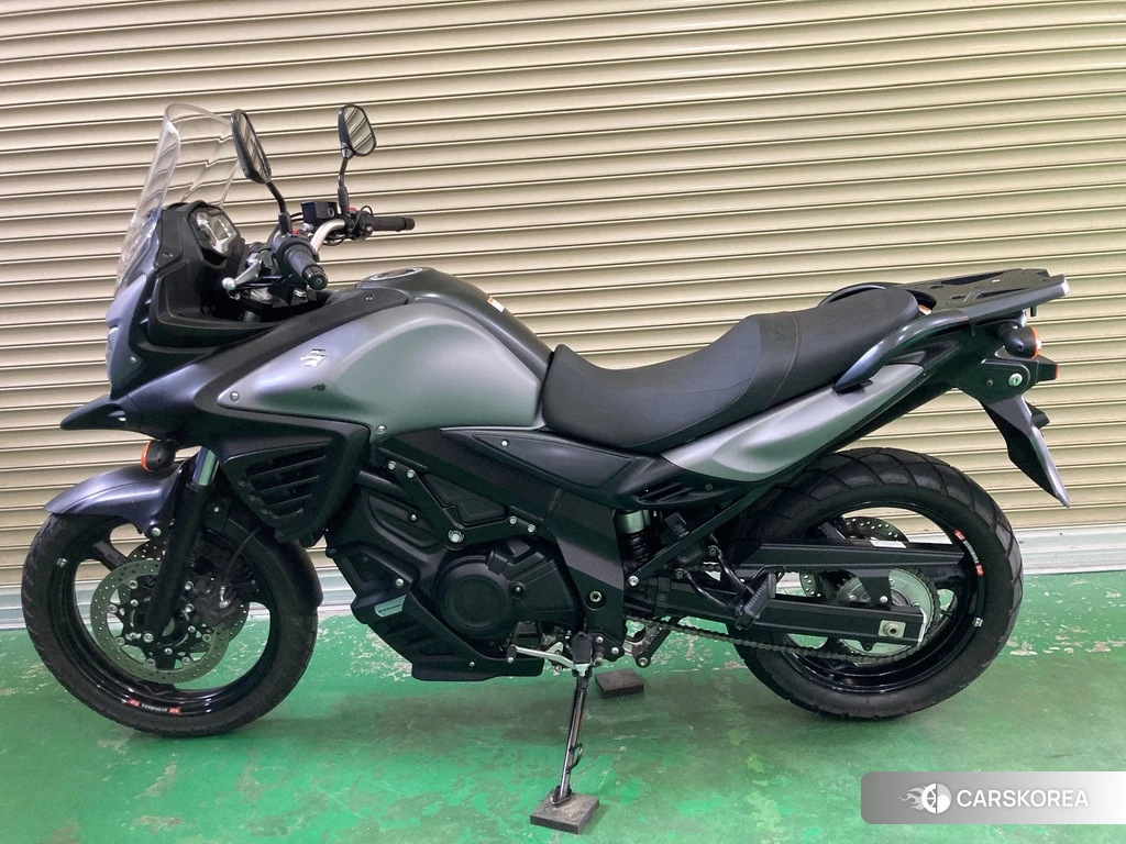 Проданный Suzuki V-STROM 650 DL650 ABS 2017 из Японии