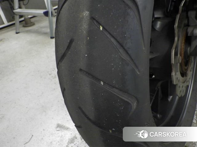 Honda CBR400R id 3946949 из Японии 12
