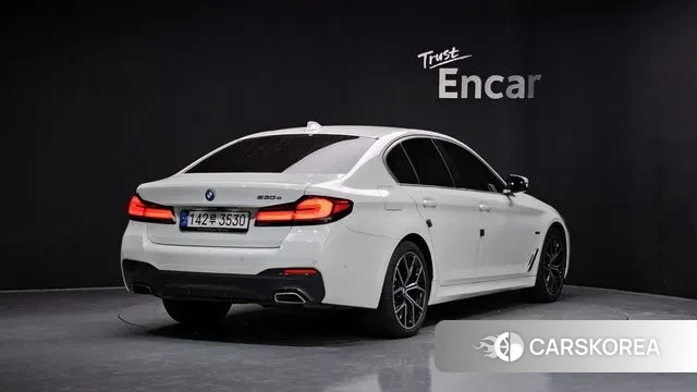 BMW 5 Series (G30) id 3022620 из Кореи 12